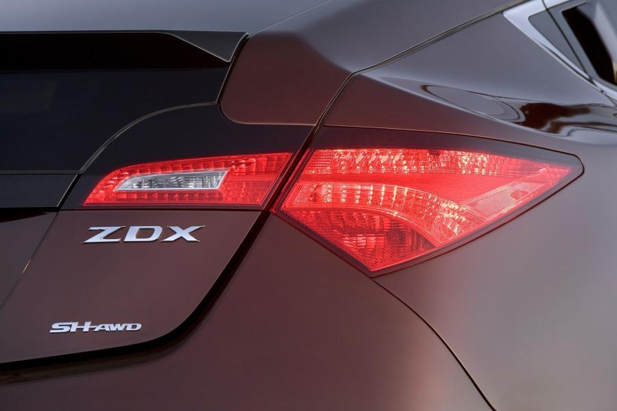 Детали экстерьера Acura ZDX (YB1) 2009 года  (фото 167 из 200)